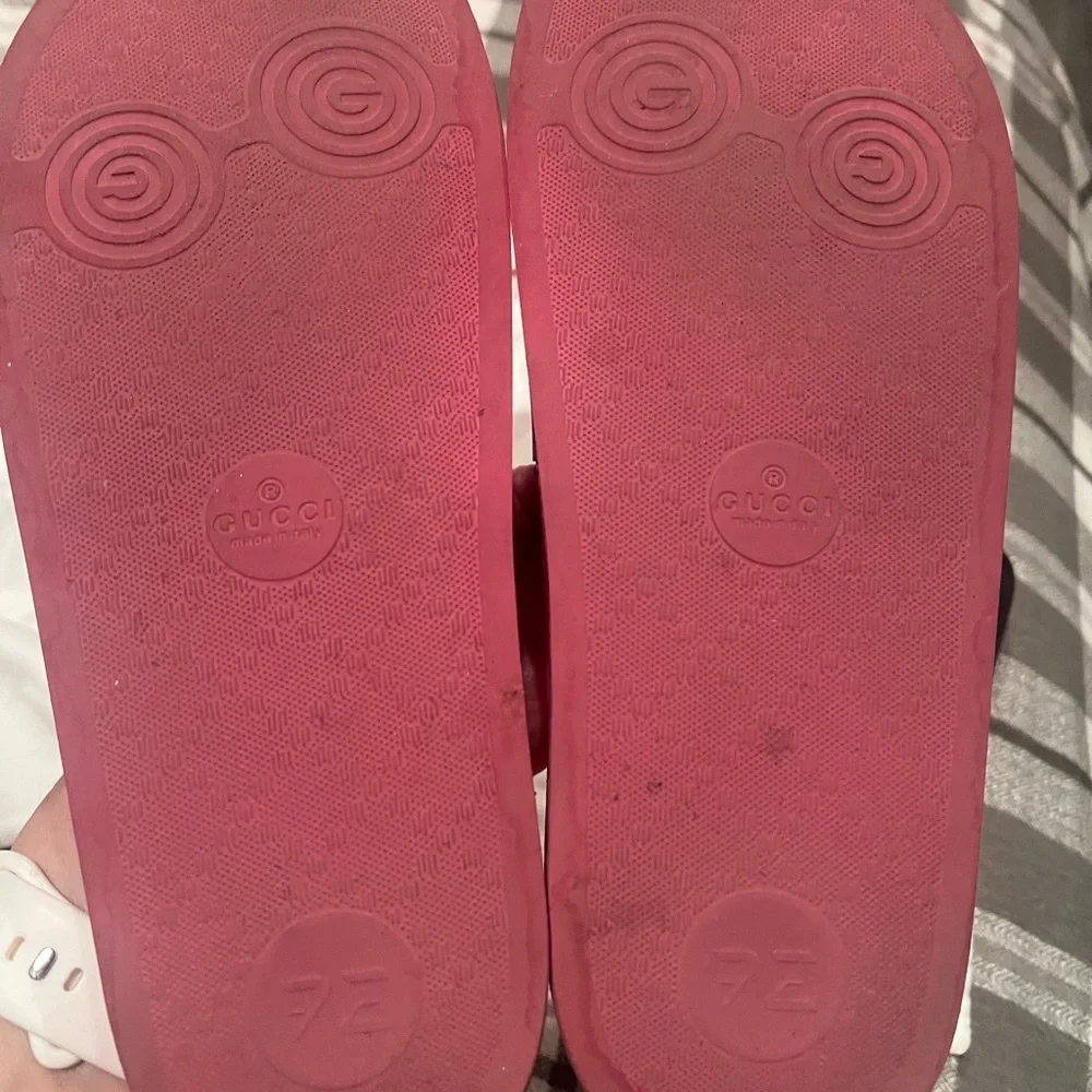 Gucci Pink Rubber Slide Sandals